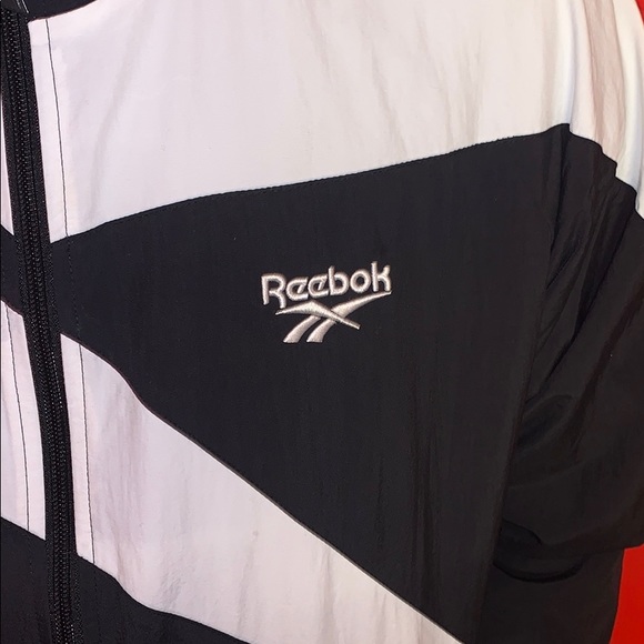 Classic Reebok jacket - Picture 3 of 4